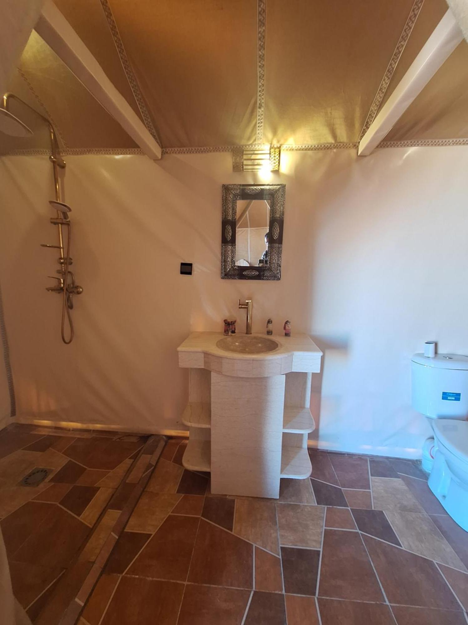 Nomad Luxury Camp Hotel Merzouga Bilik gambar
